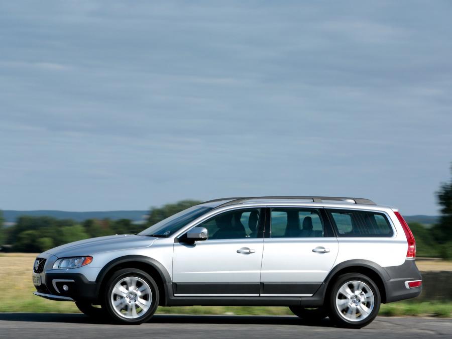  Volvo XC70 2013 года  (UK) (фото 3 из 13)